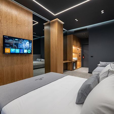 Gest Hotel Radhimë Dış mekan fotoğraf