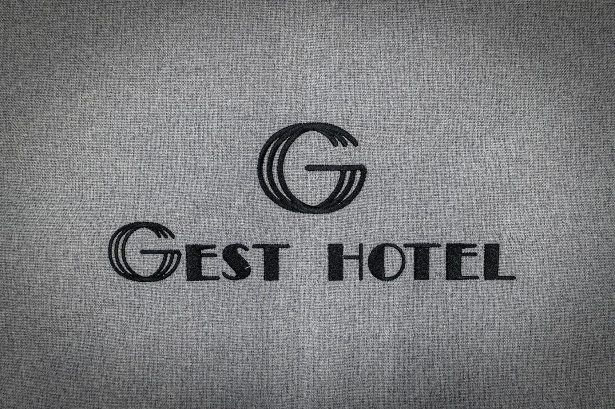 Gest Hotel Radhimë Dış mekan fotoğraf