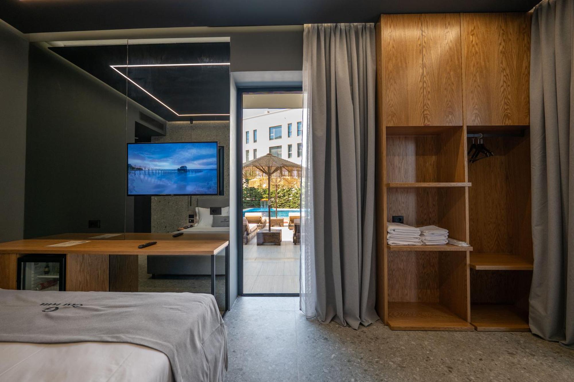 Gest Hotel Radhimë Dış mekan fotoğraf