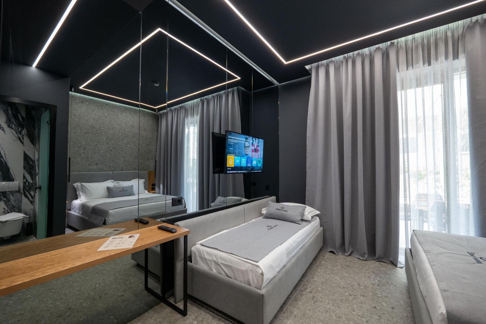 Gest Hotel Radhimë Dış mekan fotoğraf