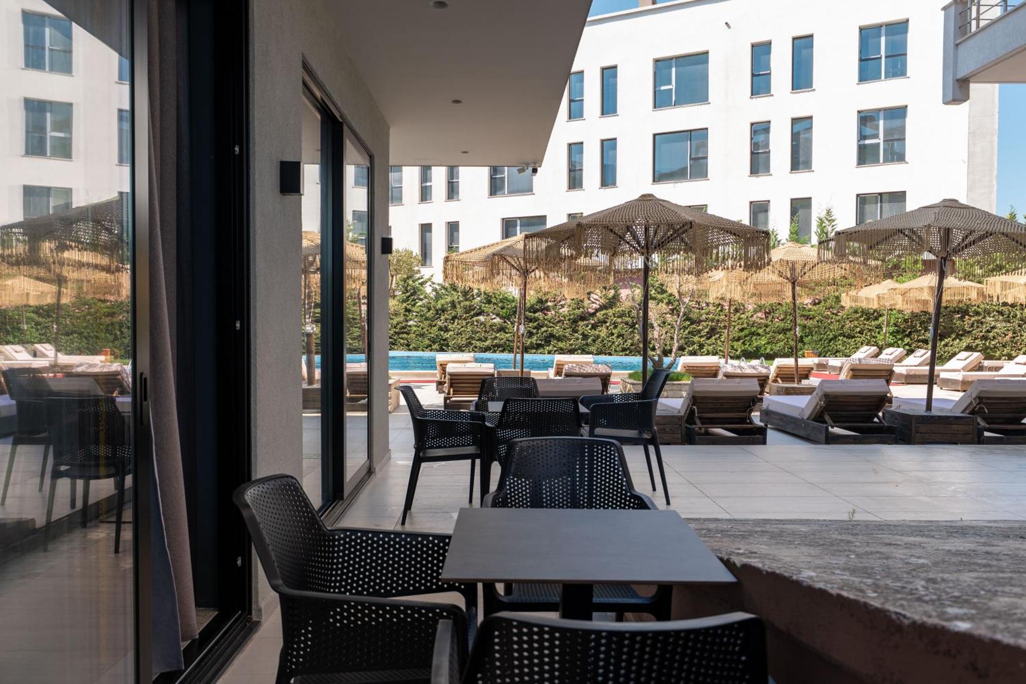 Gest Hotel Radhimë Dış mekan fotoğraf